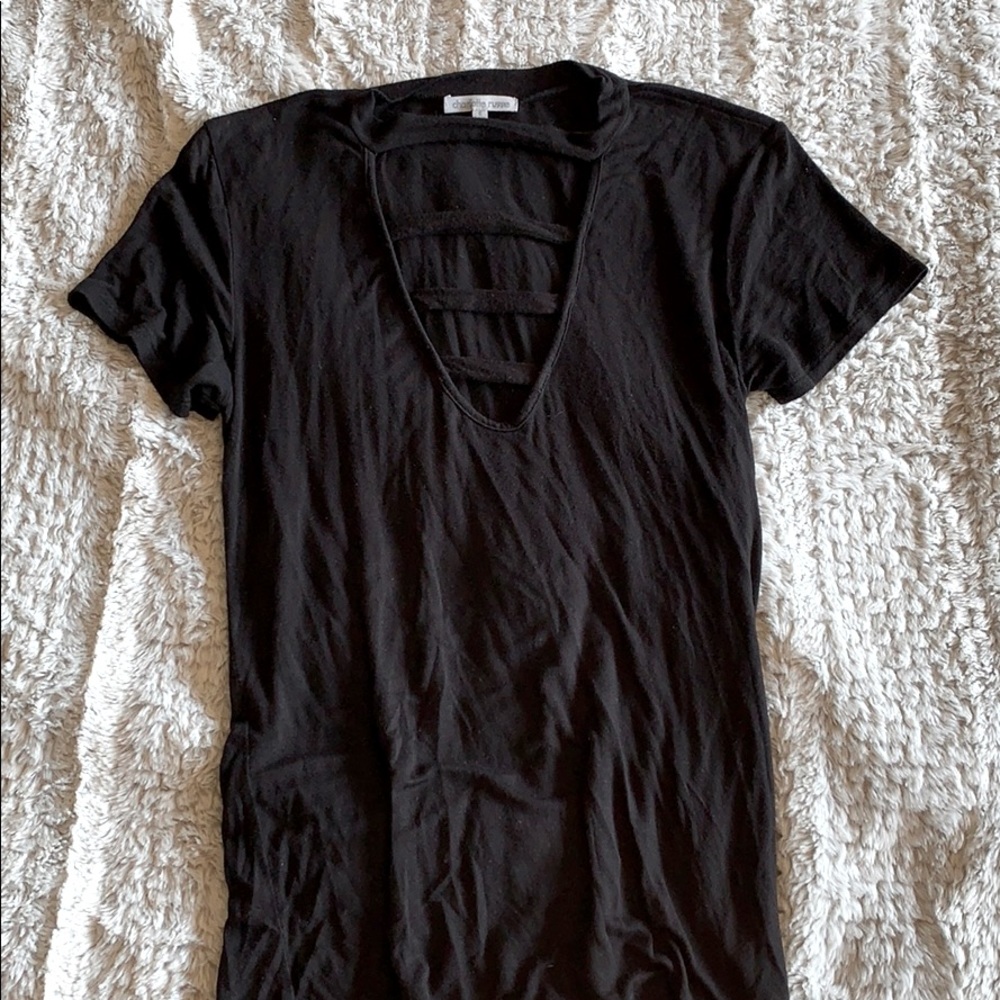 Short sleeve with front cutout